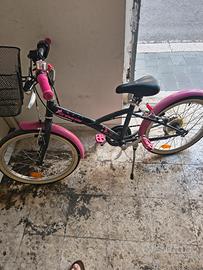 B twin da bambina .