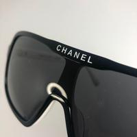 Occhiali da sole CHANEL con montatura grande