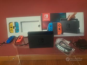 Nintendo Switch v1 - completa di accessori