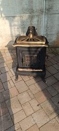 Stufa a legna “parlor stove”