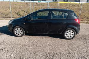 Opel Corsa unico proprietario 