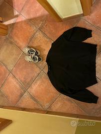 Maglione e scarpe