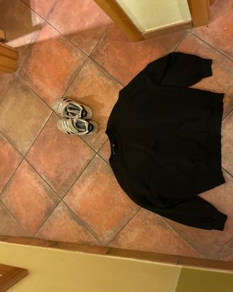 Maglione e scarpe