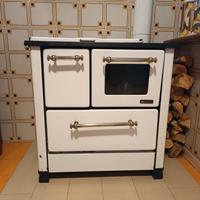 Stufa a legna La Nordica – Stile classico