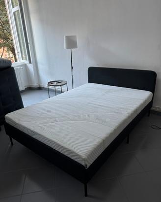 Letto una piazza e mezzo con materasso IKEA