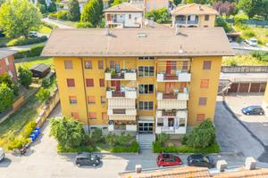 3 LOCALI A LANGHIRANO