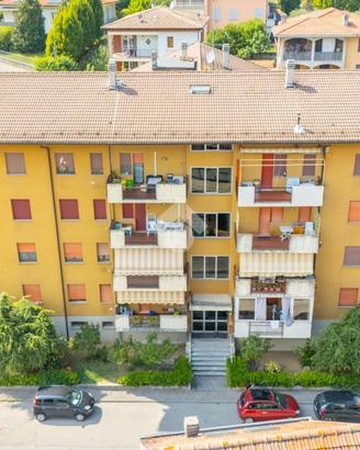 3 LOCALI A LANGHIRANO