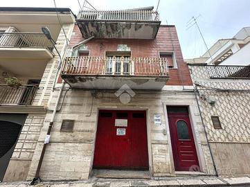 CASA INDIPENDENTE A CANOSA DI PUGLIA