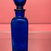 Bottiglia in vetro blu lavaocchi