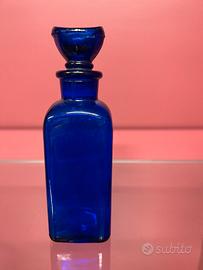 Bottiglia in vetro blu lavaocchi