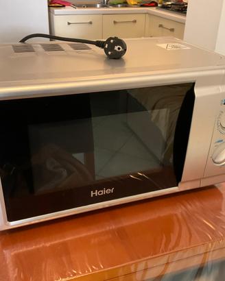 Forno microonde Haier