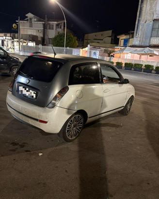 Lancia Ypsilon 1.3 Multijet momo design 2008