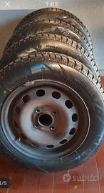 4 gomme invernali nuove + cerchi in ferro