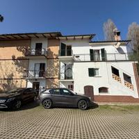CASA SEMINDIPENDENTE A GUBBIO
