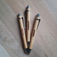 Penne uniche con incisione personalizzata