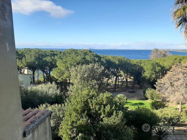 Fronte Mare bivano con terrazza E. 150000