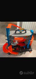 Hot Wheels ultimate garage