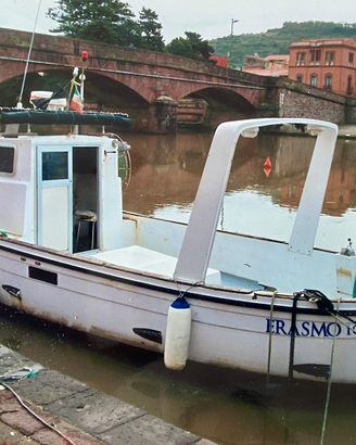 Imbarcazione con Licenza Pesca (3GT-7,5 metri)