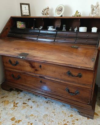 arredo completo antico in legno