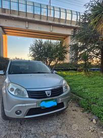 Dacia Sandero 1.4 benzina/gpl 