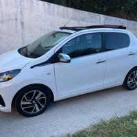 Peugeot 108 PureTech 82 5 porte Allure