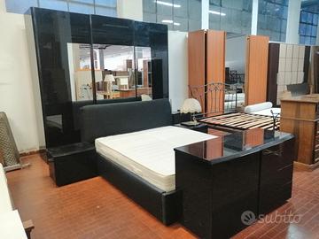 Camera da letto completa 