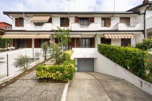 VILLA A SCHIERA A GORGONZOLA - MM2 VILLA POMPEA