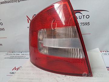 STOP FANALE POSTERIORE SINISTRO SKODA Octavia Berl