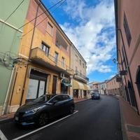 Indipendente su due livelli tipologia pentavano