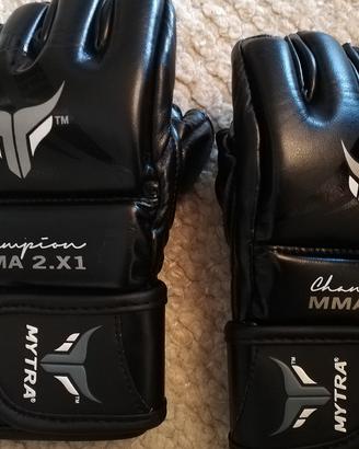 Guantoni mezze dita Mytra Fusion MMA Champion tgXS
