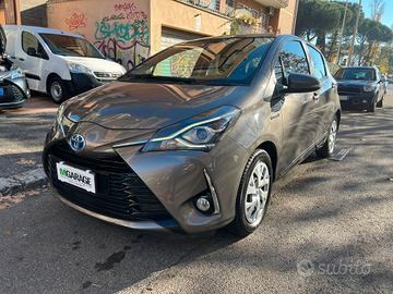 Toyota Yaris 1.5 Hybrid 5 porte Business