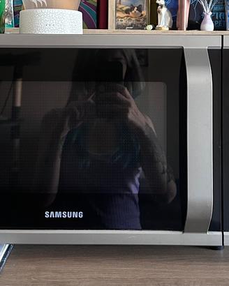 Microonde + grill + forno ventilato - Samsung 28L