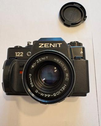 Fotocamera Zenit 122 + obiettivo Helios 44 M6 58mm