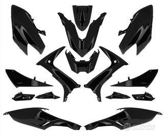 SET CARENE COMPLETE TMAX 560 SVENDITA SOLO 1 PEZZO