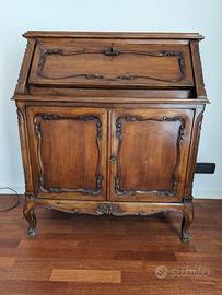 Antico Secretaire