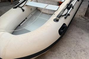 Gommone 330 + motore 10cv 2t + ecoscandaglio
