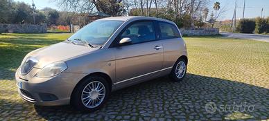 lancia y 1.3 multjet CV 75 