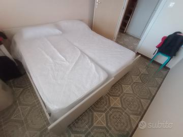 coppia letti ( strutture+reti) Materassi esclusi