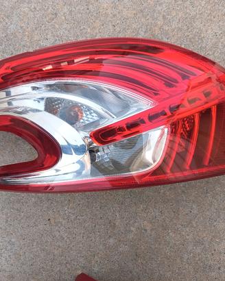 Fanale a led SX Peugeot 208 2015