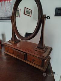 Specchiera da toeletta