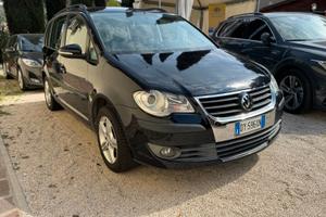 Touran 1 4bz Metano Perfetta certificata 