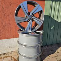 Cerchi in lega Audi 18