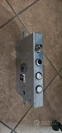 Serratura porta blindata