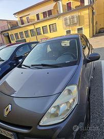 Renault clio 2010