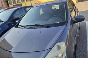 Renault clio 2010
