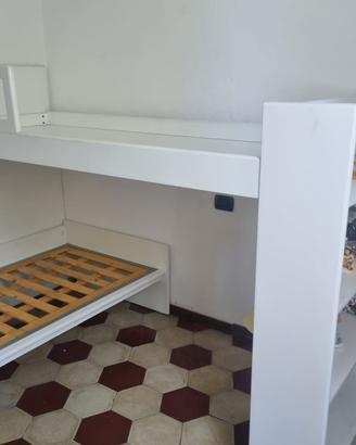 Letto a Castello bianco con libreria