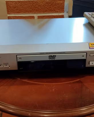 Panasonic DVD-RV32 