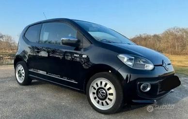 VOLKSWAGEN UP 1.0 CC ANNO 2011