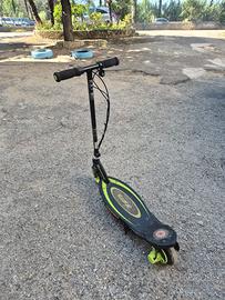 MONOPATTINO ELETTRICO  PER BAMBINO RAZOR