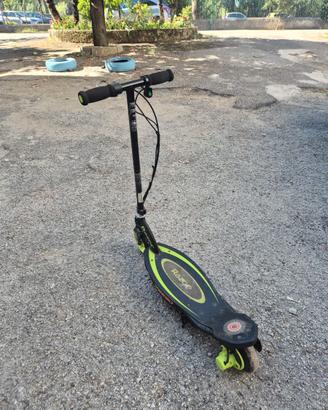 MONOPATTINO ELETTRICO  PER BAMBINO RAZOR